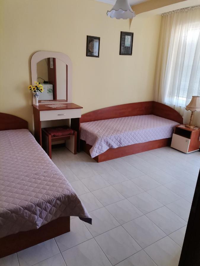 Guest House Konomaevi Sozopol Ngoại thất bức ảnh